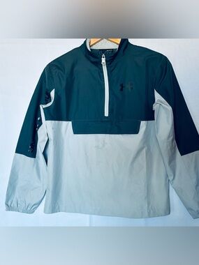 UA boys size medium loose fitting 1/4 zip jacket
